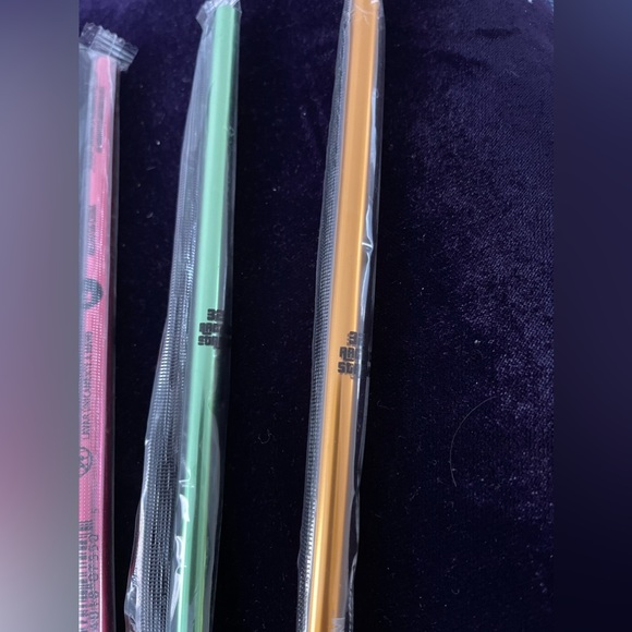 Reusable Silicone Boba Straws, Extra Large Bubble Tea Smoothie Straws, Pack of 4 - Picture 3 of 9